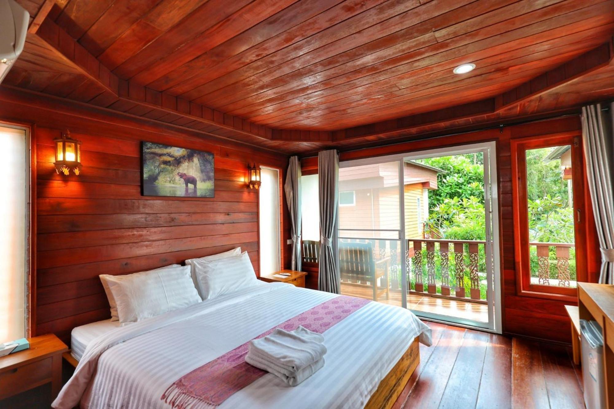 Horizon Beach Resort Koh Jum Exterior foto